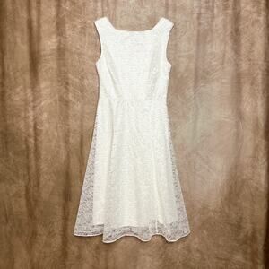 Betsey Johnson Floral Lace Empire Waist Dress White Sleeveless Maxi Coquette